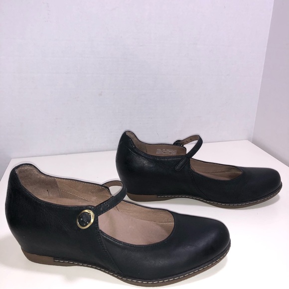 dansko loralie black